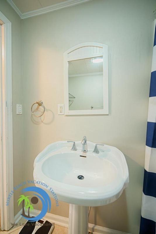 Cg Beach Bungalow 1 Myrtle Beach Eksteriør bilde
